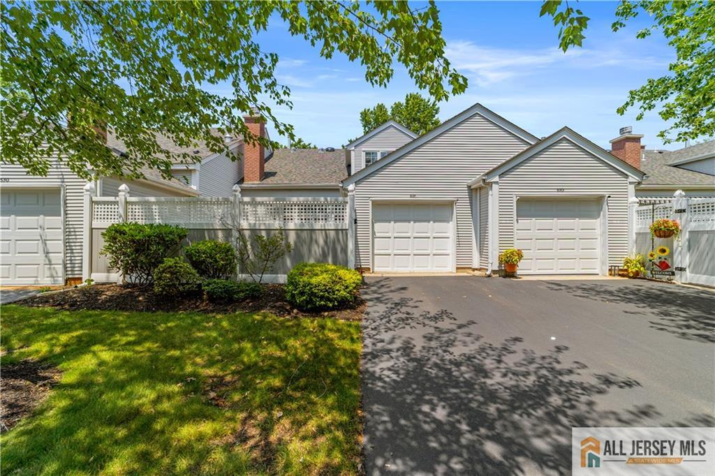 53 Winthrop Road, Unit 53F Monroe Township, NJ 08831 - Photo 4 of 30