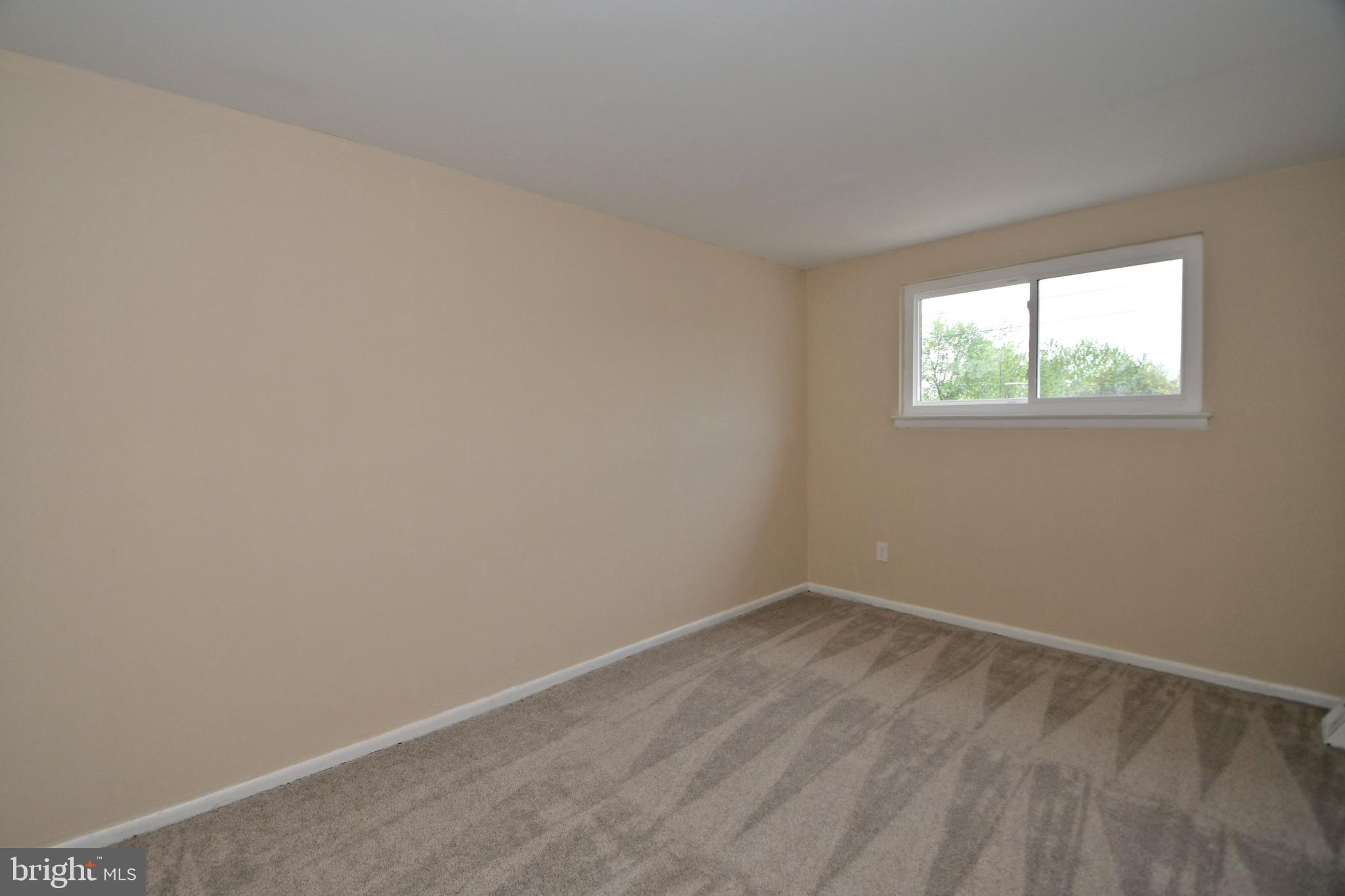 4227 Greenmount Road Philadelphia, PA 19154 - Photo 17 of 28