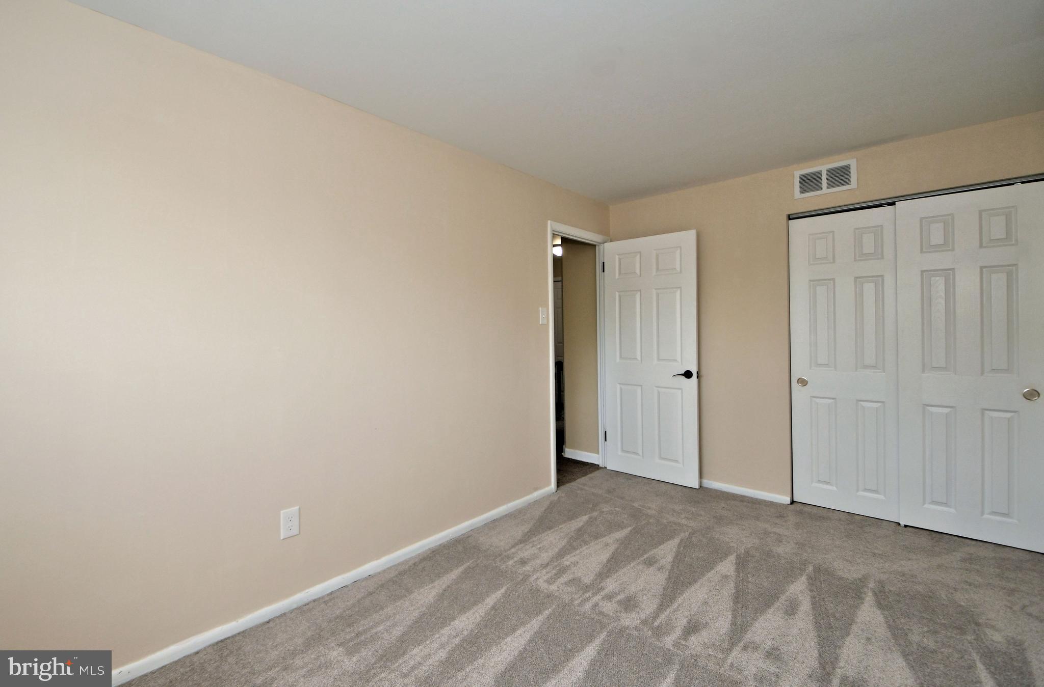 4227 Greenmount Road Philadelphia, PA 19154 - Photo 18 of 28