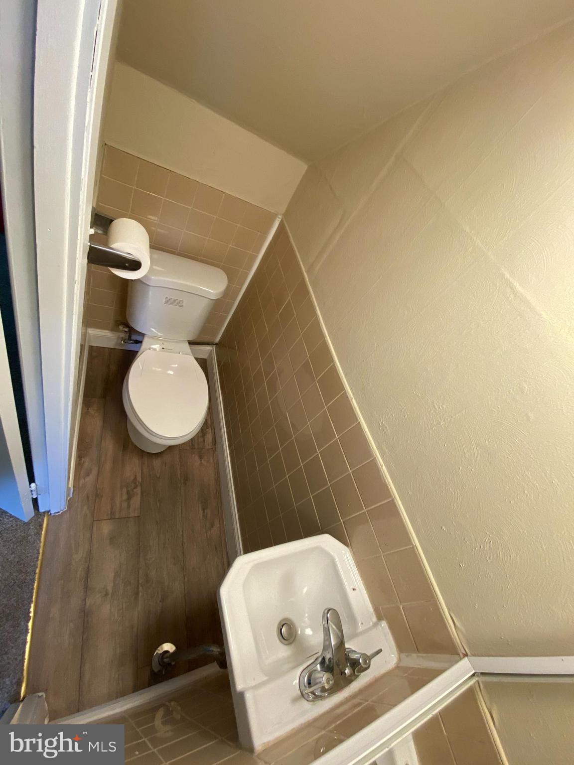 4227 Greenmount Road Philadelphia, PA 19154 - Photo 22 of 28