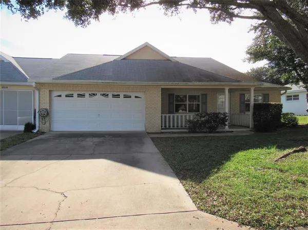 a front view of house with yard