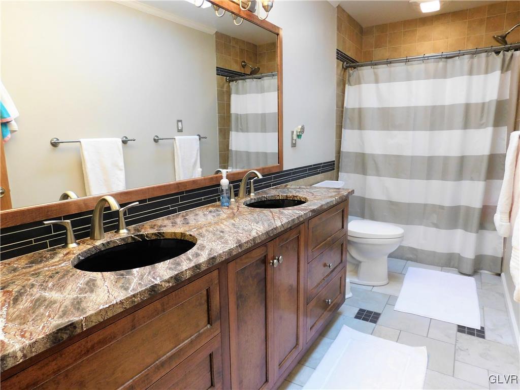1345 Stonesthrow Road Bethlehem, PA 18015 - Photo 15 of 29 Gallery Image 15