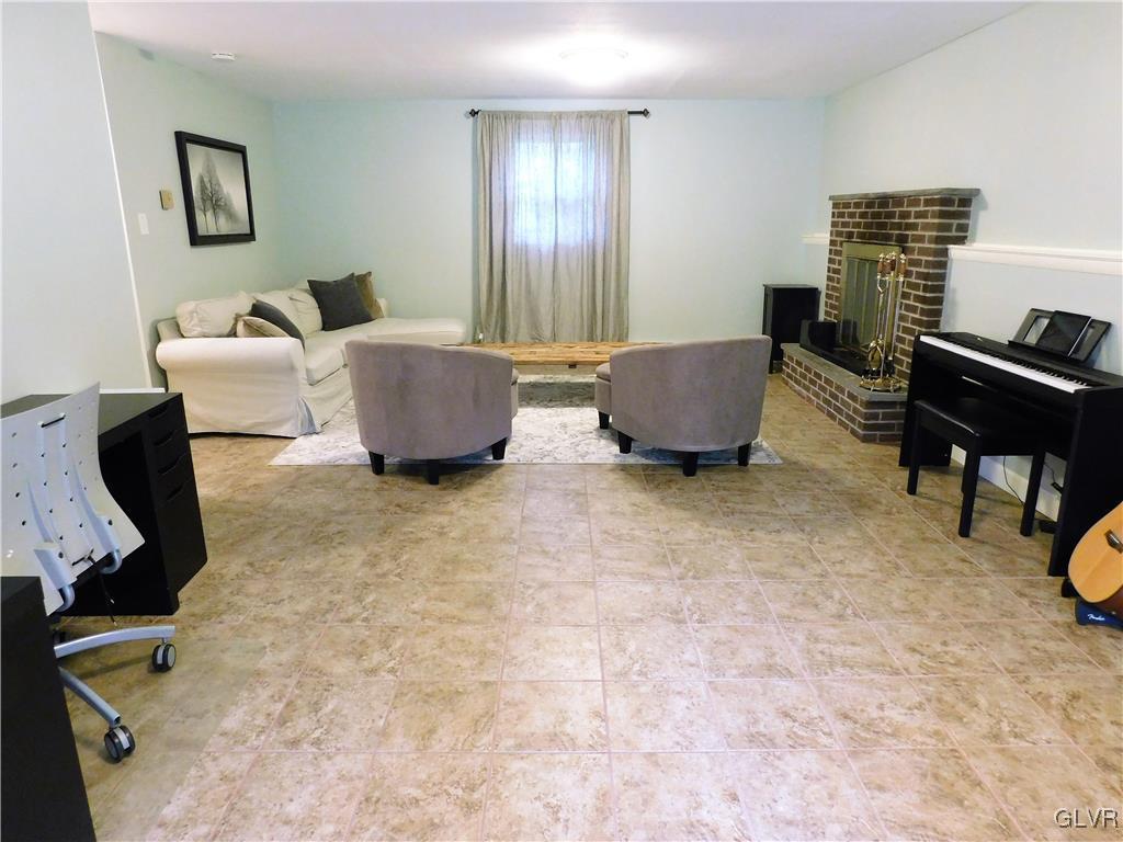 1345 Stonesthrow Road Bethlehem, PA 18015 - Photo 22 of 29 Gallery Image 22