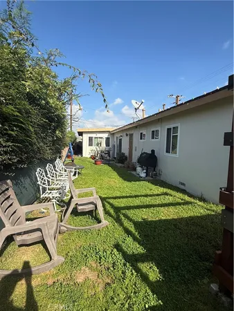 $3,800 | 22415 Caroldale Avenue, Carson, CA 90745