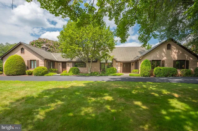 $2,195,000 | 11301 Crossing Glen Court, Potomac, MD 20854