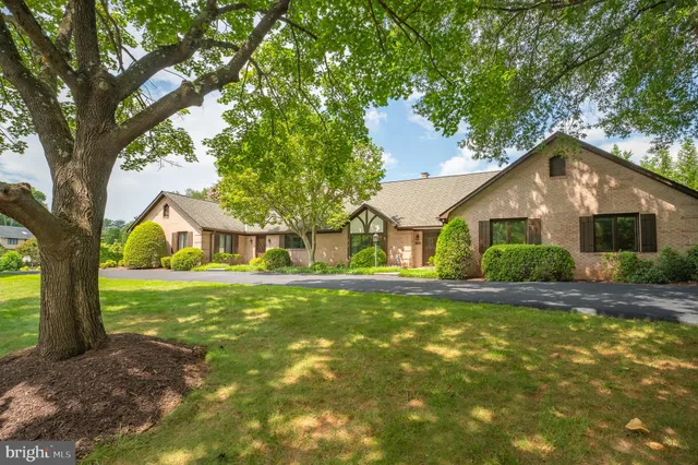 $2,195,000 | 11301 Crossing Glen Court, Potomac, MD 20854