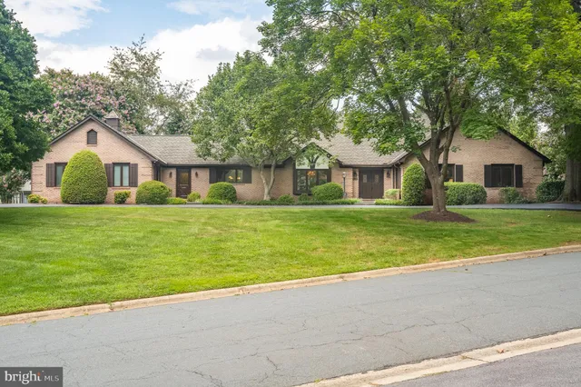$2,195,000 | 11301 Crossing Glen Court, Potomac, MD 20854