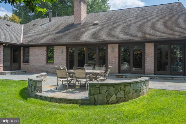$2,195,000 | 11301 Crossing Glen Court, Potomac, MD 20854