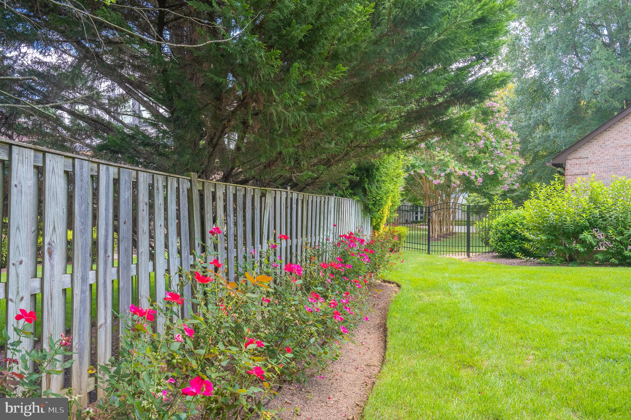 11301 Crossing Glen Court Potomac, MD 20854 - Photo 127 of 136