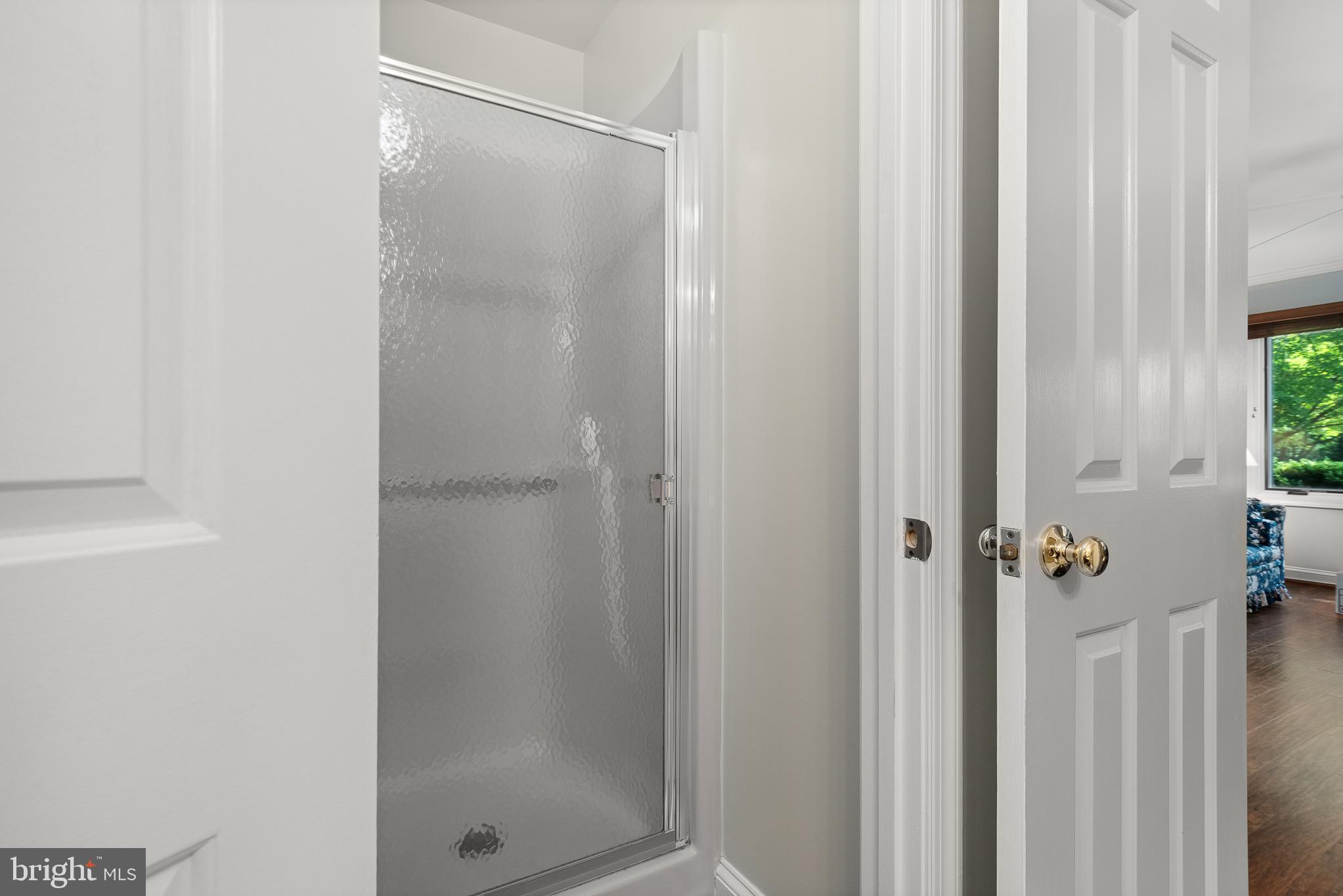 11301 Crossing Glen Court Potomac, MD 20854 - Photo 55 of 136