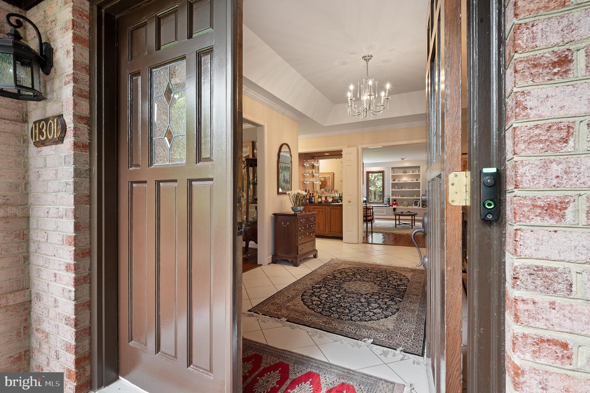 11301 Crossing Glen Court Potomac, MD 20854 - Photo 6 of 136