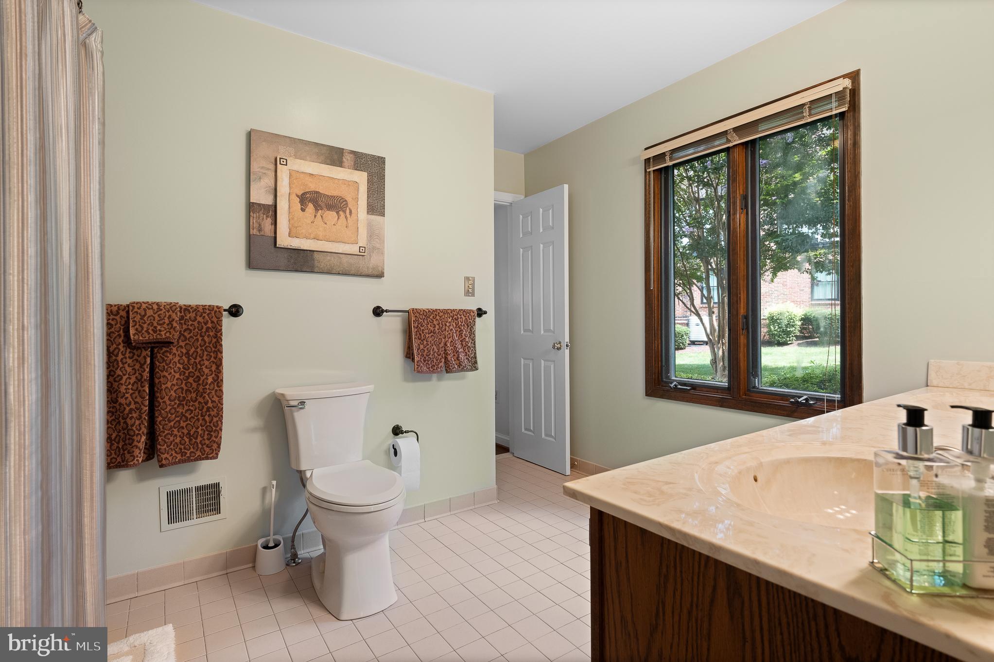 11301 Crossing Glen Court Potomac, MD 20854 - Photo 62 of 136