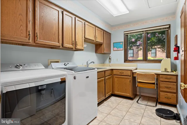 $2,195,000 | 11301 Crossing Glen Court, Potomac, MD 20854