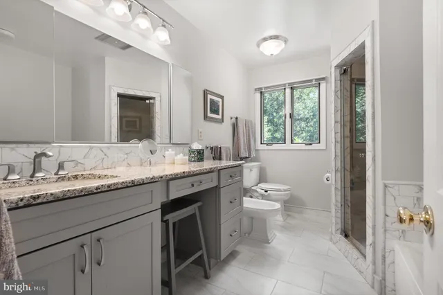 $2,195,000 | 11301 Crossing Glen Court, Potomac, MD 20854