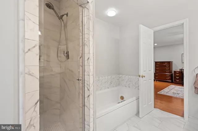 $2,195,000 | 11301 Crossing Glen Court, Potomac, MD 20854