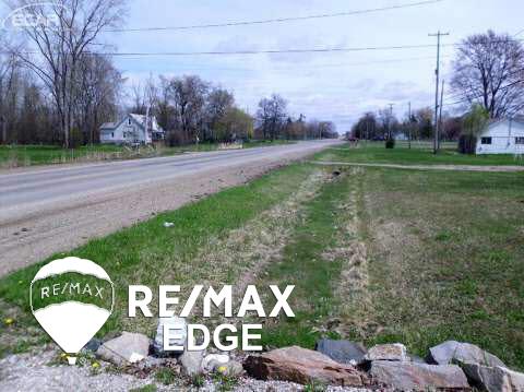 5051 Coldwater Road Flint, MI 48504 - Photo 22 of 22 20430969-21.JPG