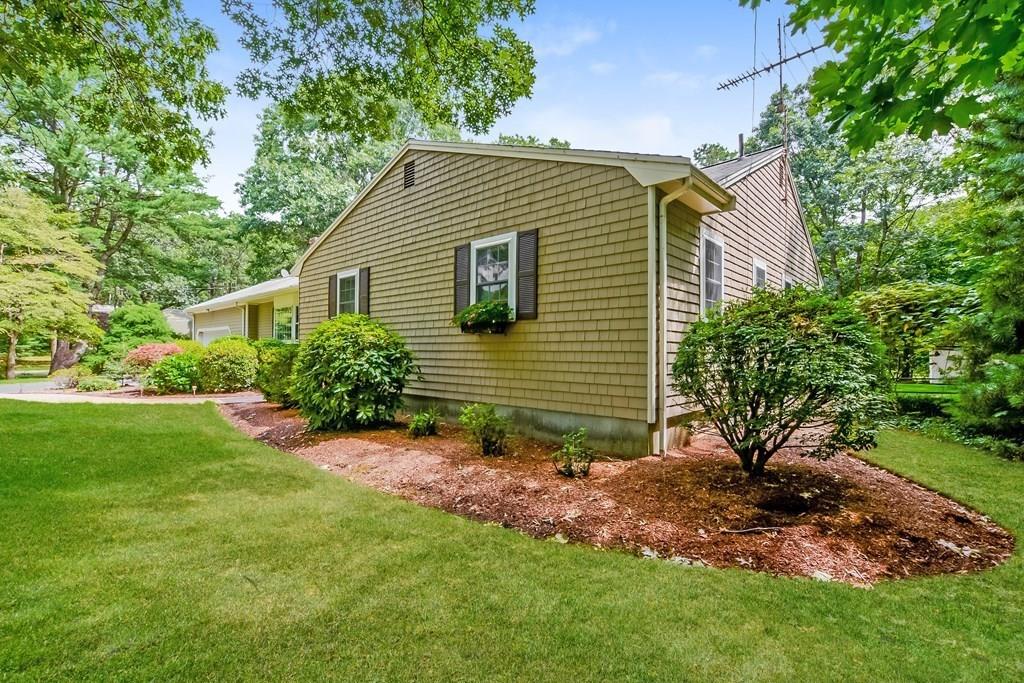 5 Massachusetts Road Lakeville, MA 02347 - Photo 31 of 37