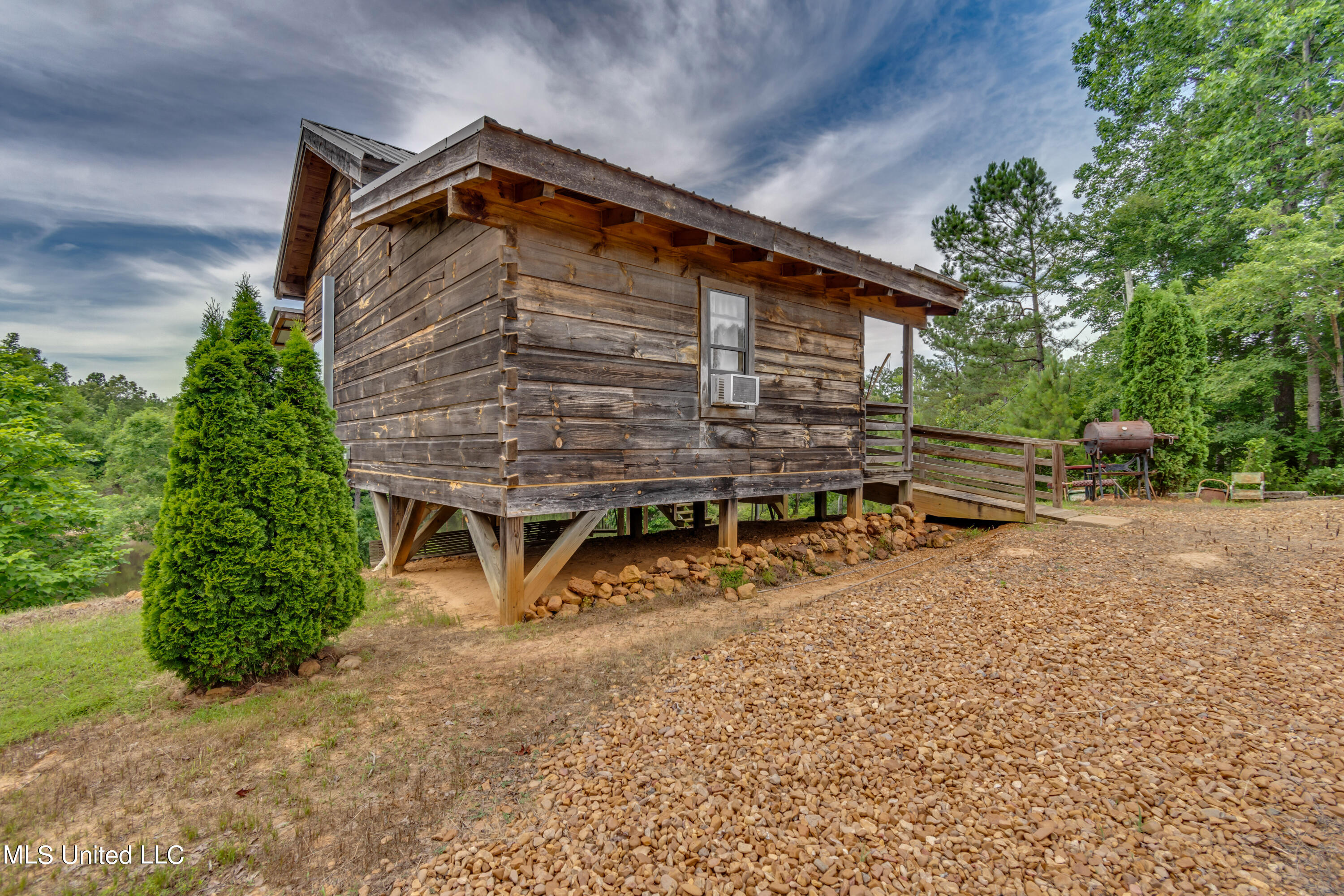 271 Socrates Road Kilmichael, MS 39747 - Photo 20 of 50 Socrates Road Cabin and Land-8