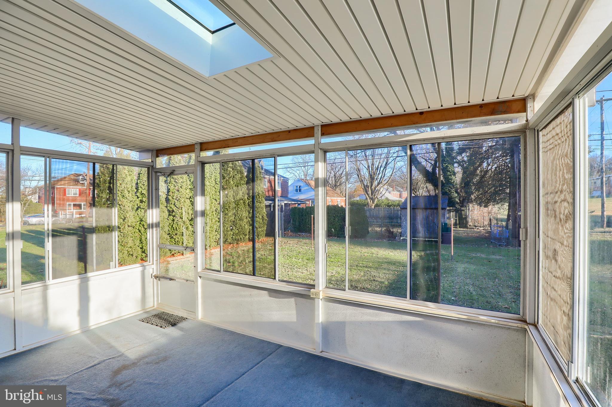 27 Valley Road Reading, PA 19610 - Photo 36 of 36 Screened Porch