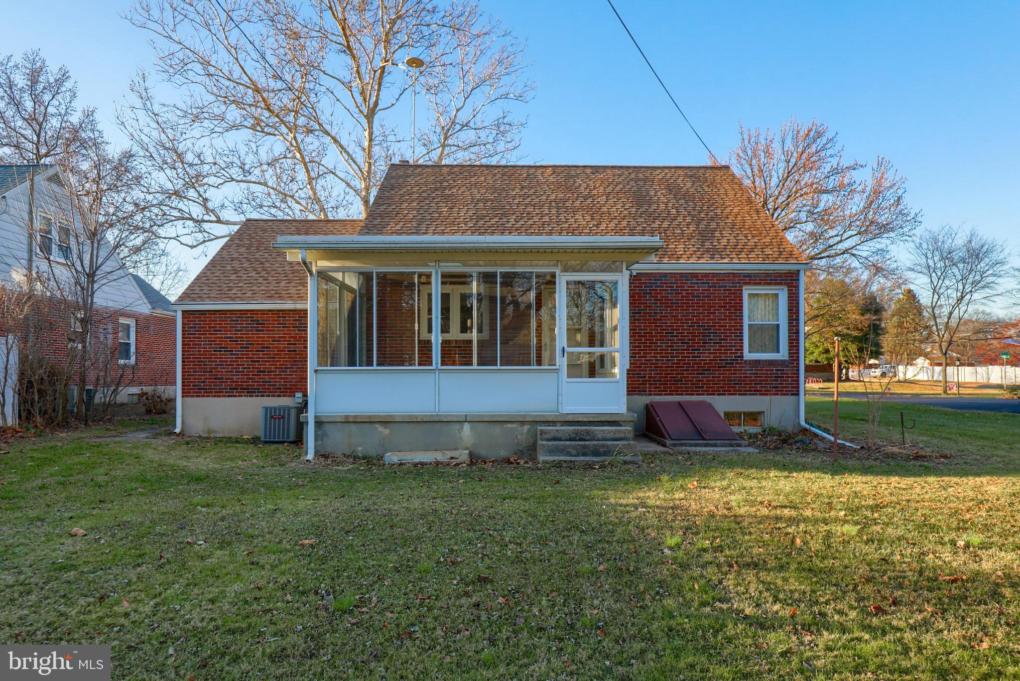 27 Valley Road Reading, PA 19610 - Photo 5 of 36 Gallery Image 5