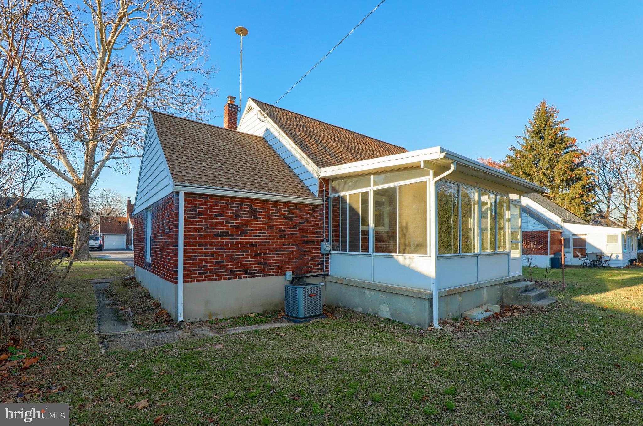 27 Valley Road Reading, PA 19610 - Photo 6 of 36 Gallery Image 6