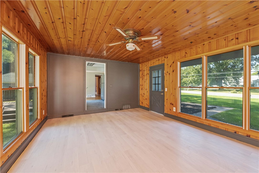 998 Gravel Road Webster, NY 14580 - Photo 13 of 28