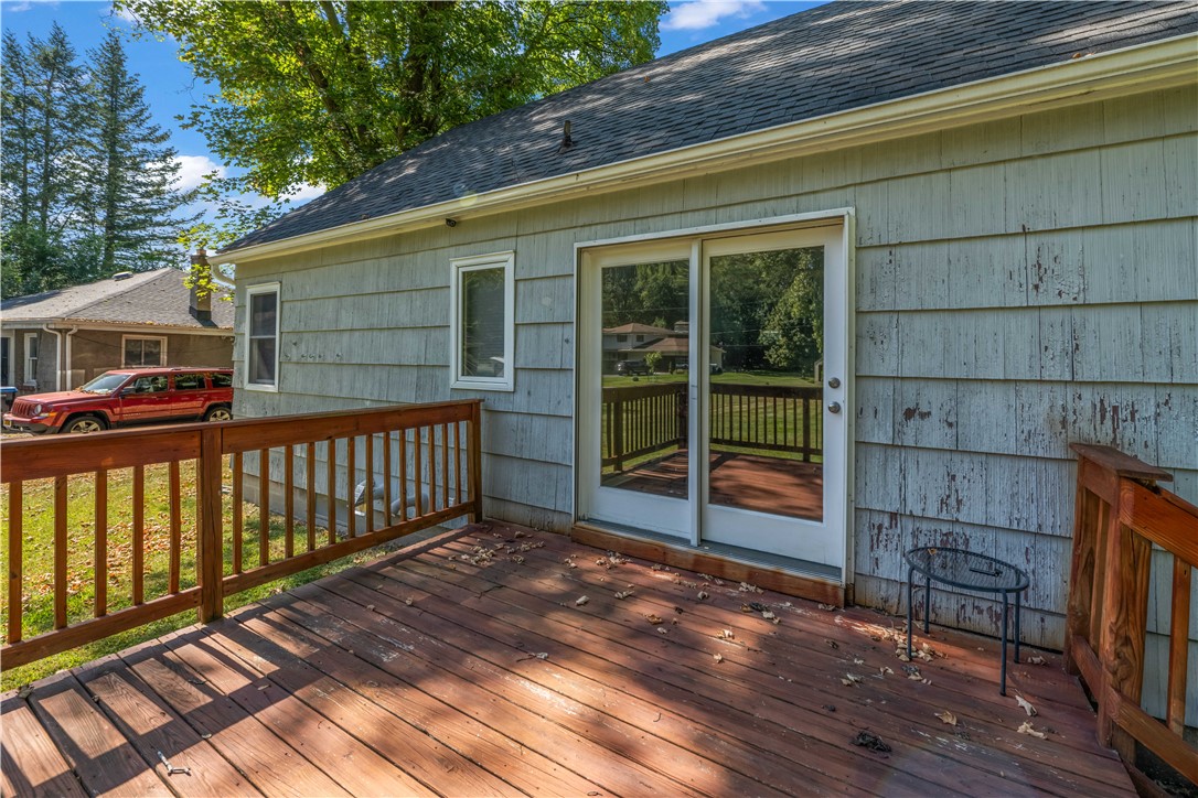 998 Gravel Road Webster, NY 14580 - Photo 24 of 28