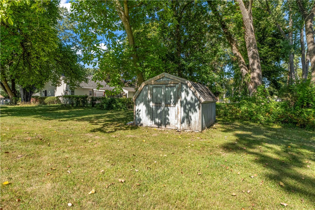 998 Gravel Road Webster, NY 14580 - Photo 26 of 28