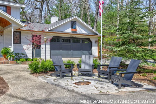 $1,299,900 | 4303 132nd Avenue, Hamilton, MI 49419