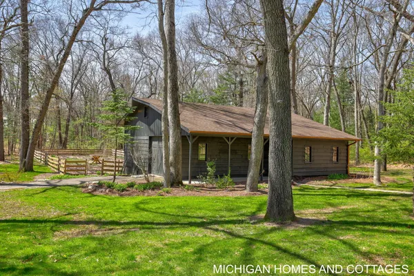 $1,299,900 | 4303 132nd Avenue, Hamilton, MI 49419