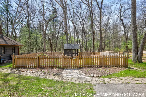 $1,299,900 | 4303 132nd Avenue, Hamilton, MI 49419