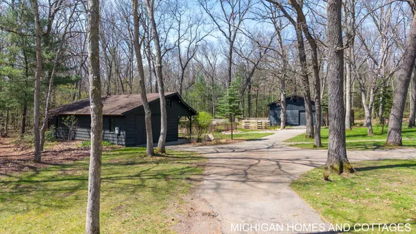 $1,299,900 | 4303 132nd Avenue, Hamilton, MI 49419