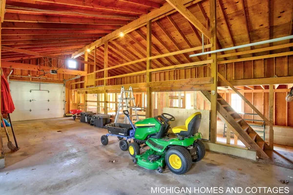 $1,299,900 | 4303 132nd Avenue, Hamilton, MI 49419