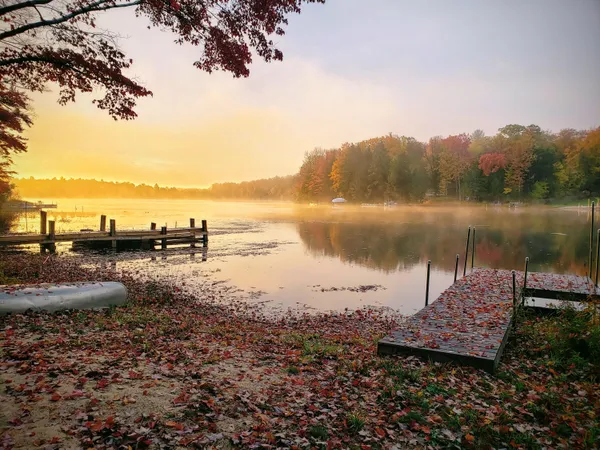 $299,900 | 20308 Lakeview Road, Tustin, MI 49688