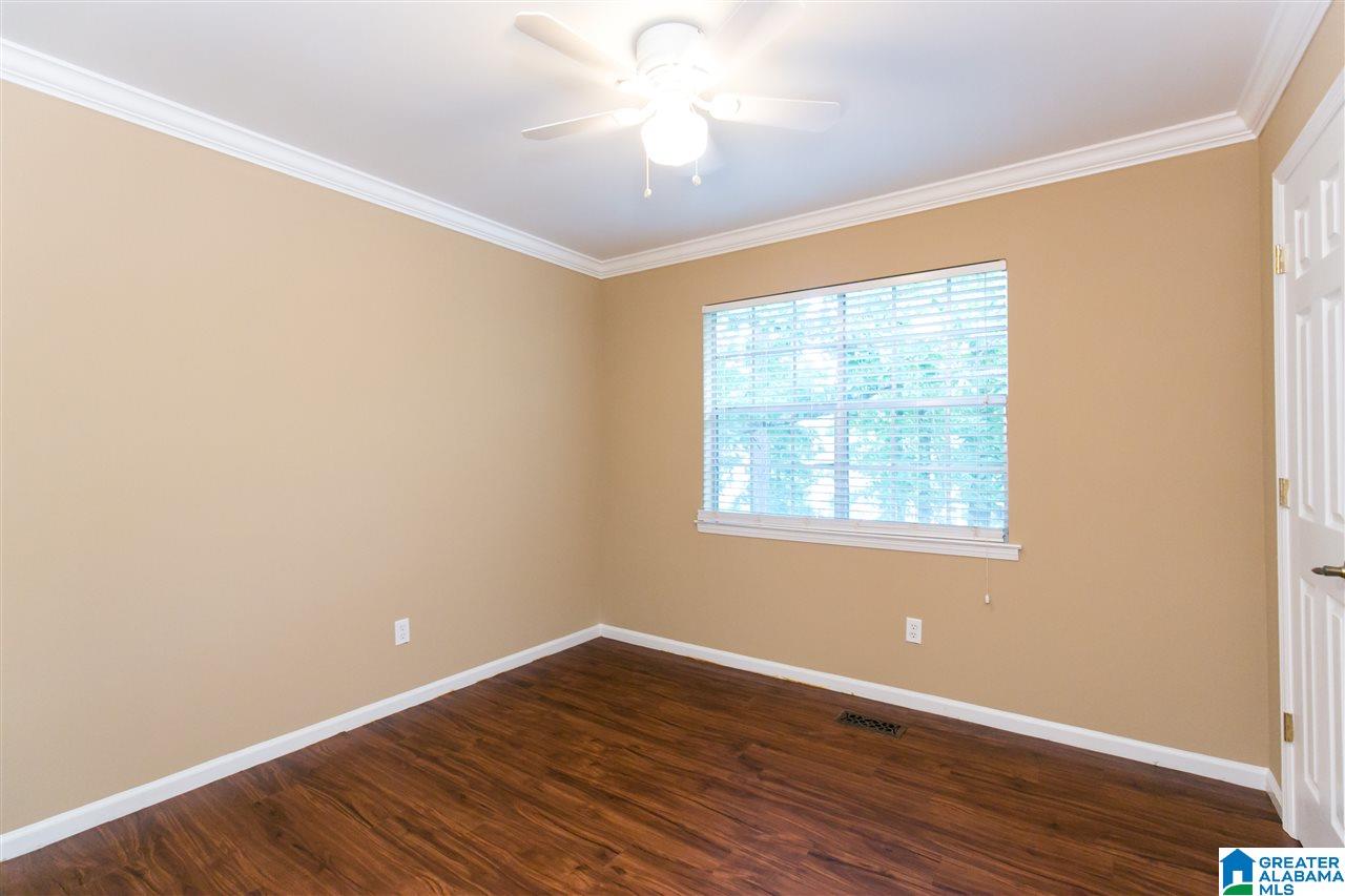 1074 Sunhill Road Northwest Birmingham, AL 35215 - Photo 16 of 39