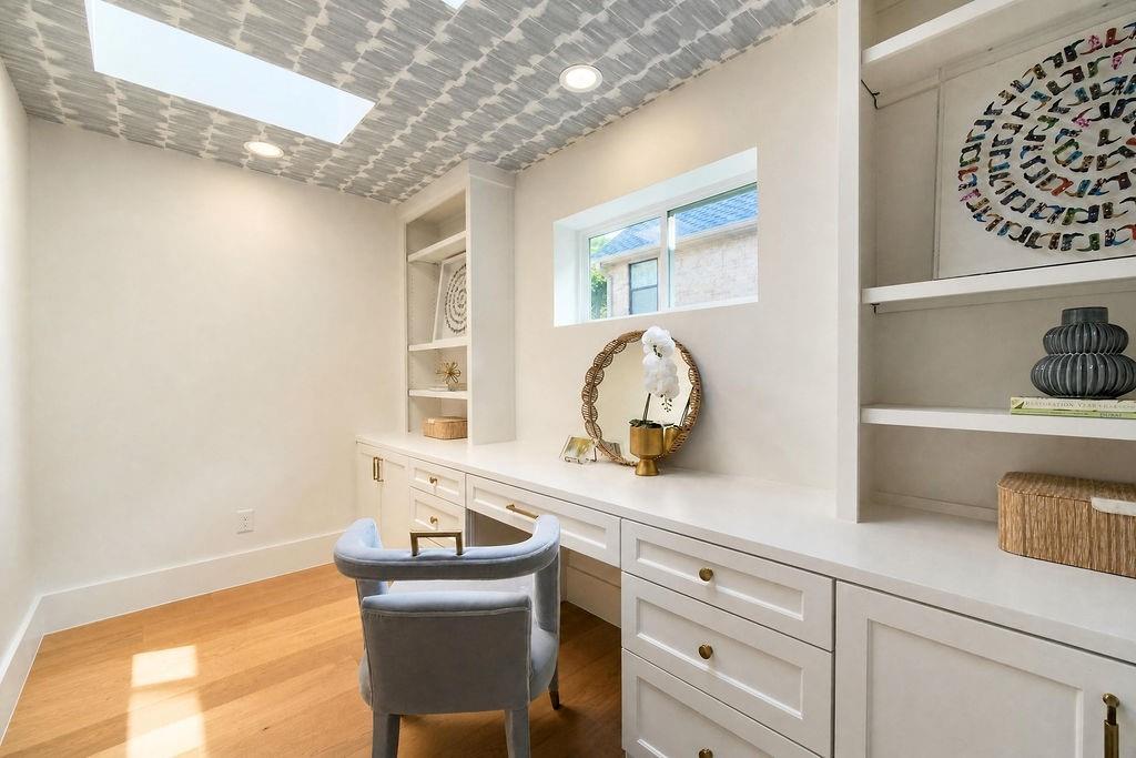 9609 Viewside Drive Dallas, TX 75231 - Photo 34 of 40 Gallery Image 34