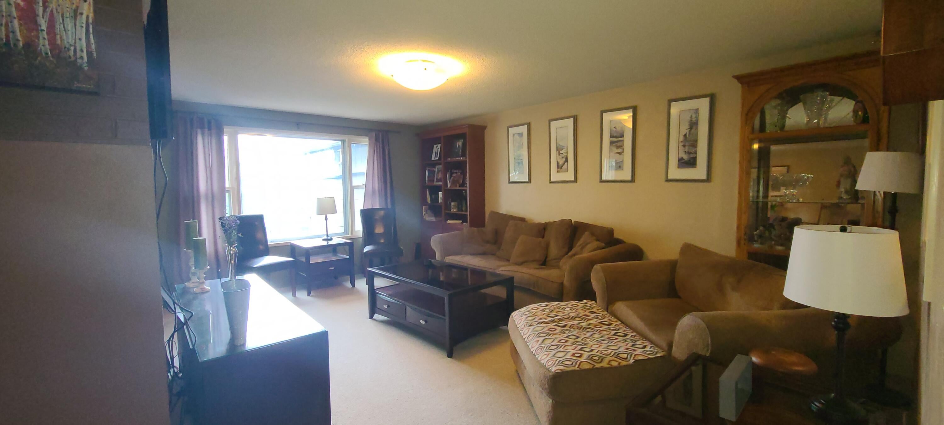 3785 Old Military Road Central Point, OR 97502 - Photo 4 of 26 20220513_175118