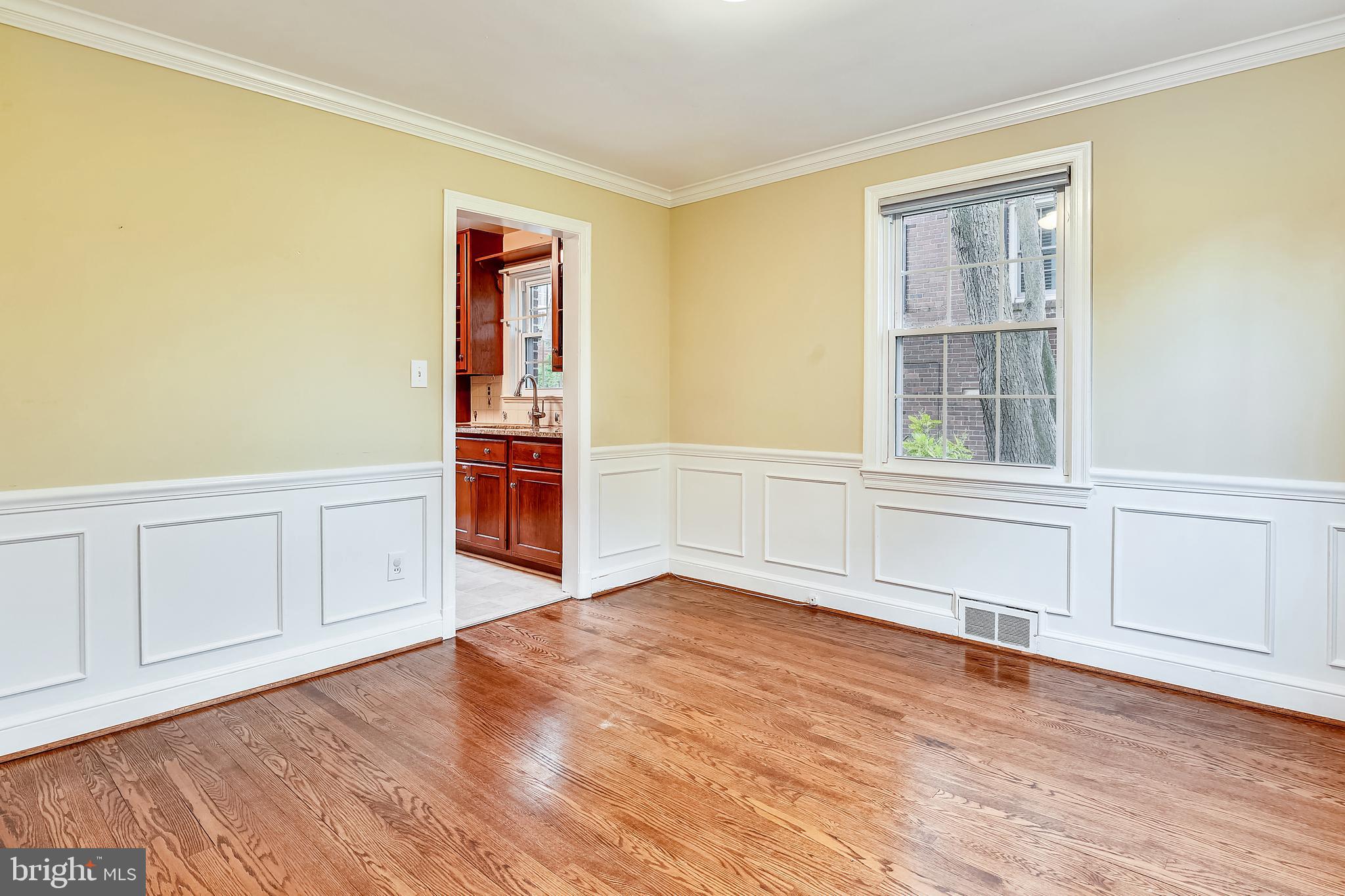 9503 Thornhill Road Silver Spring, MD 20901 - Photo 11 of 46