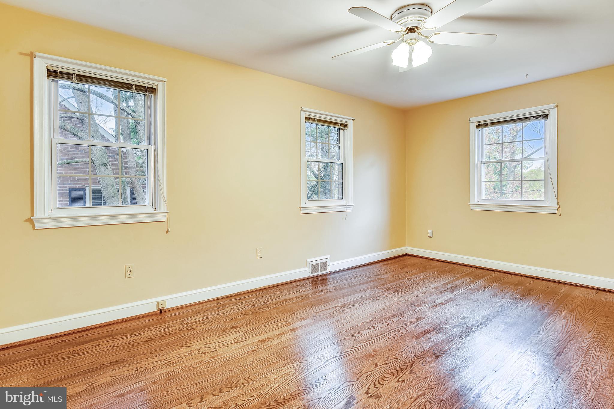 9503 Thornhill Road Silver Spring, MD 20901 - Photo 17 of 46