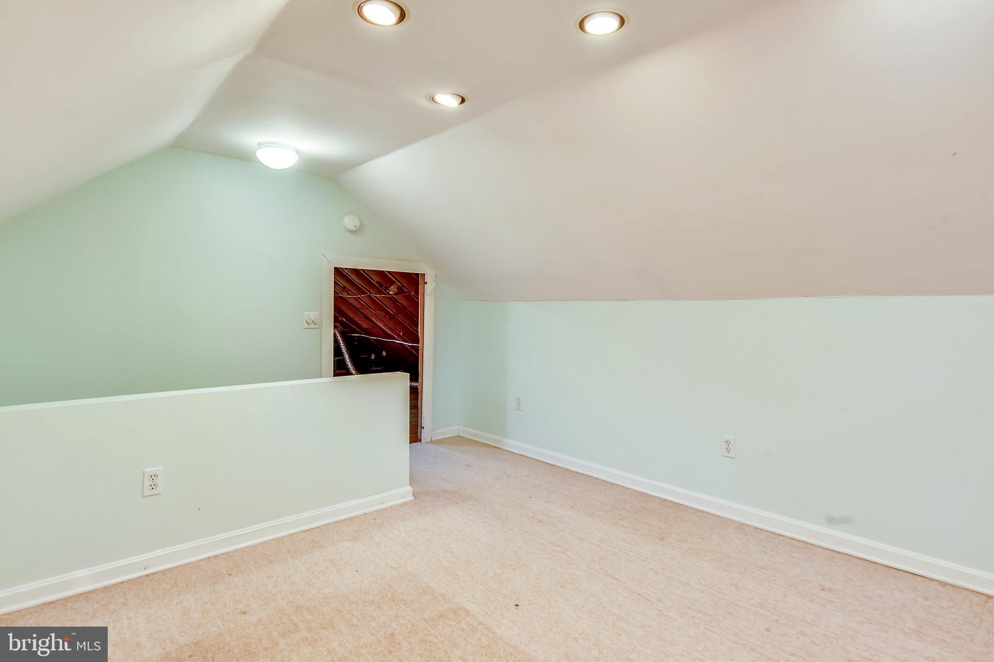 9503 Thornhill Road Silver Spring, MD 20901 - Photo 27 of 46