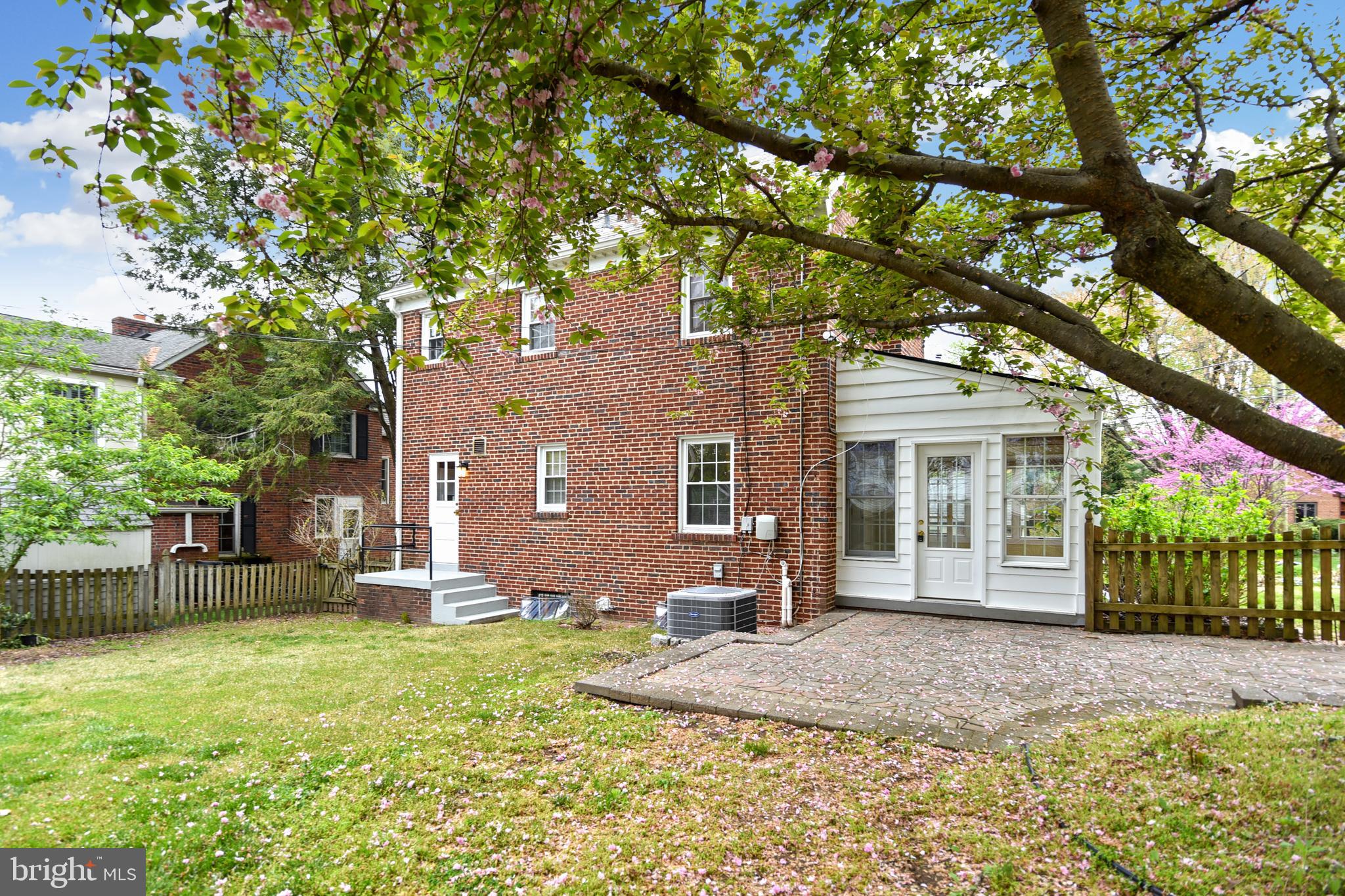 9503 Thornhill Road Silver Spring, MD 20901 - Photo 37 of 46