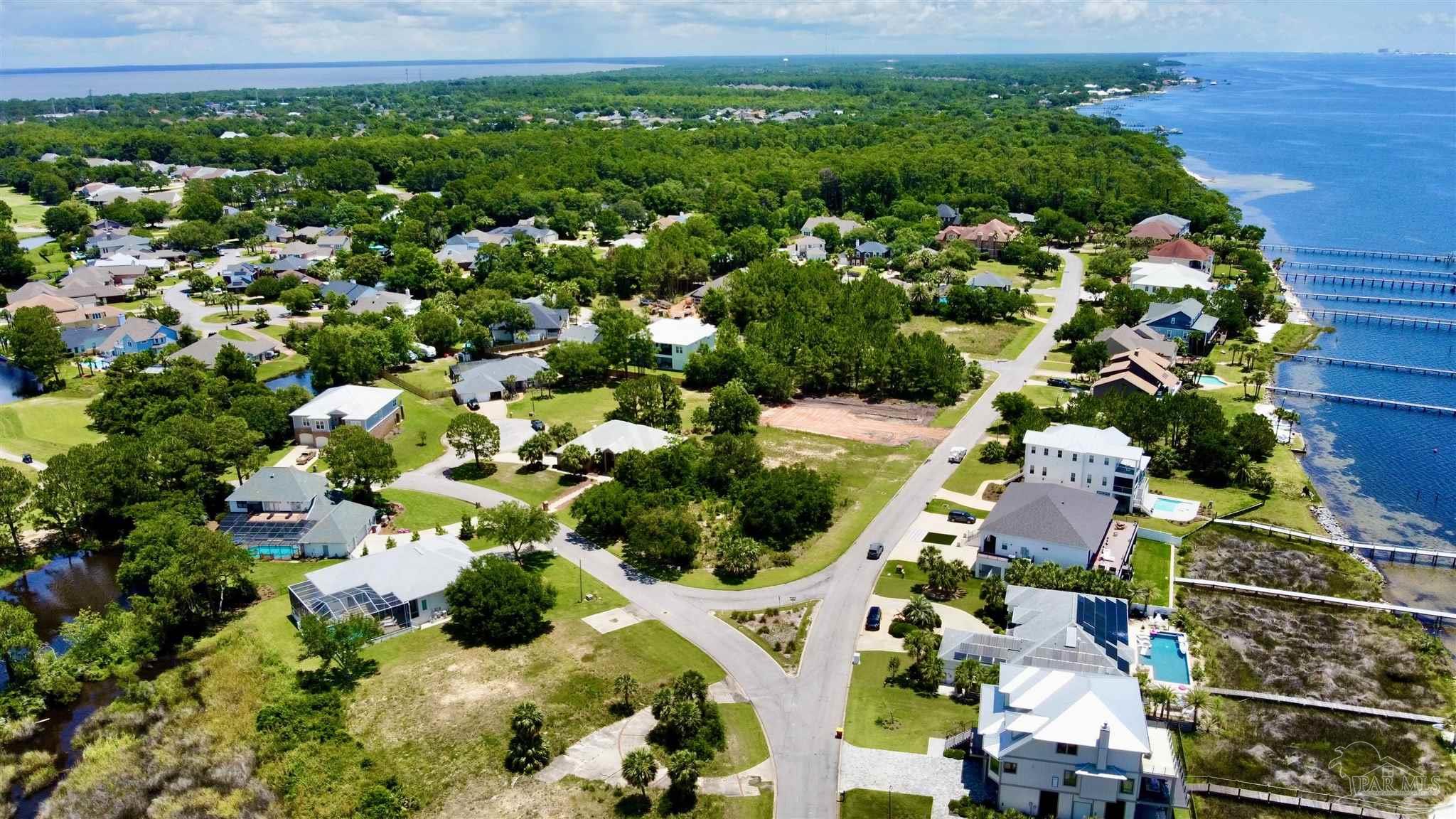 4136 Madura Road Gulf Breeze, FL 32563 - Photo 3 of 12