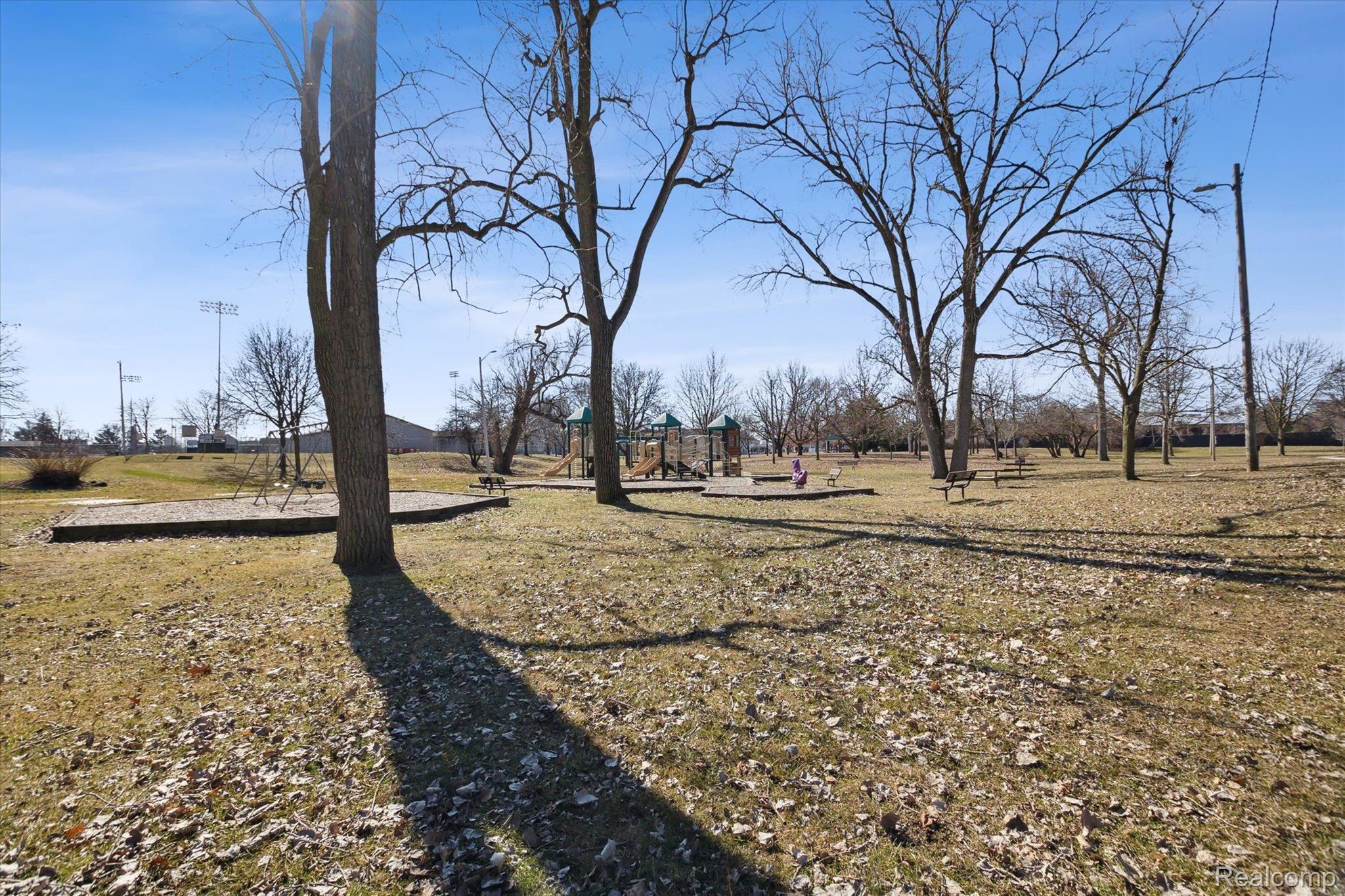 3306 Starr Road Royal Oak, MI 48073 - Photo 36 of 37 Gallery Image 36