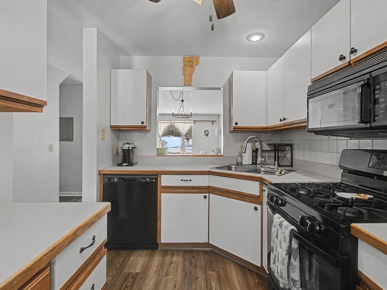 66 Starbird Road, Unit E Jericho, VT 05465 - Photo 6 of 29