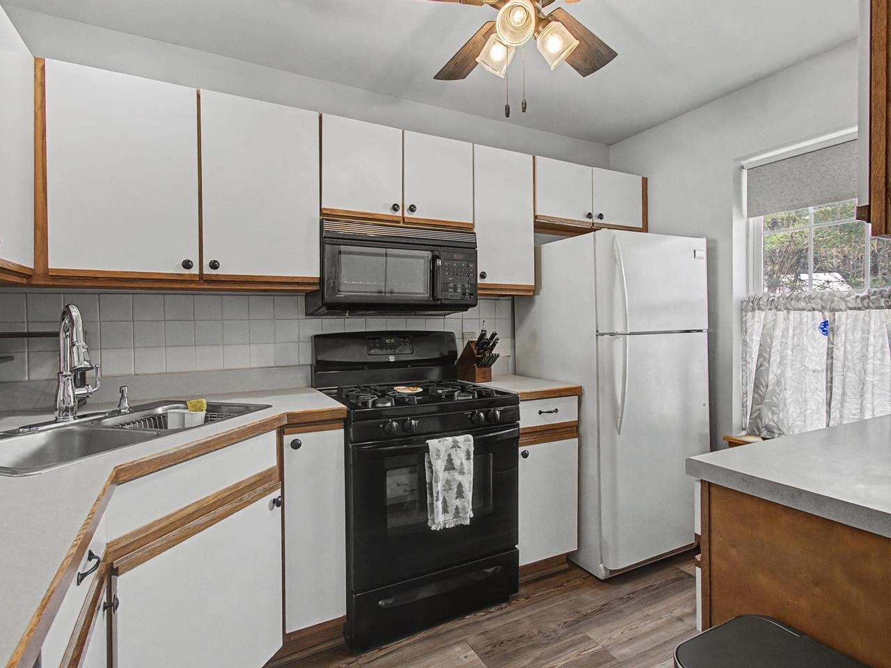 66 Starbird Road, Unit E Jericho, VT 05465 - Photo 8 of 29