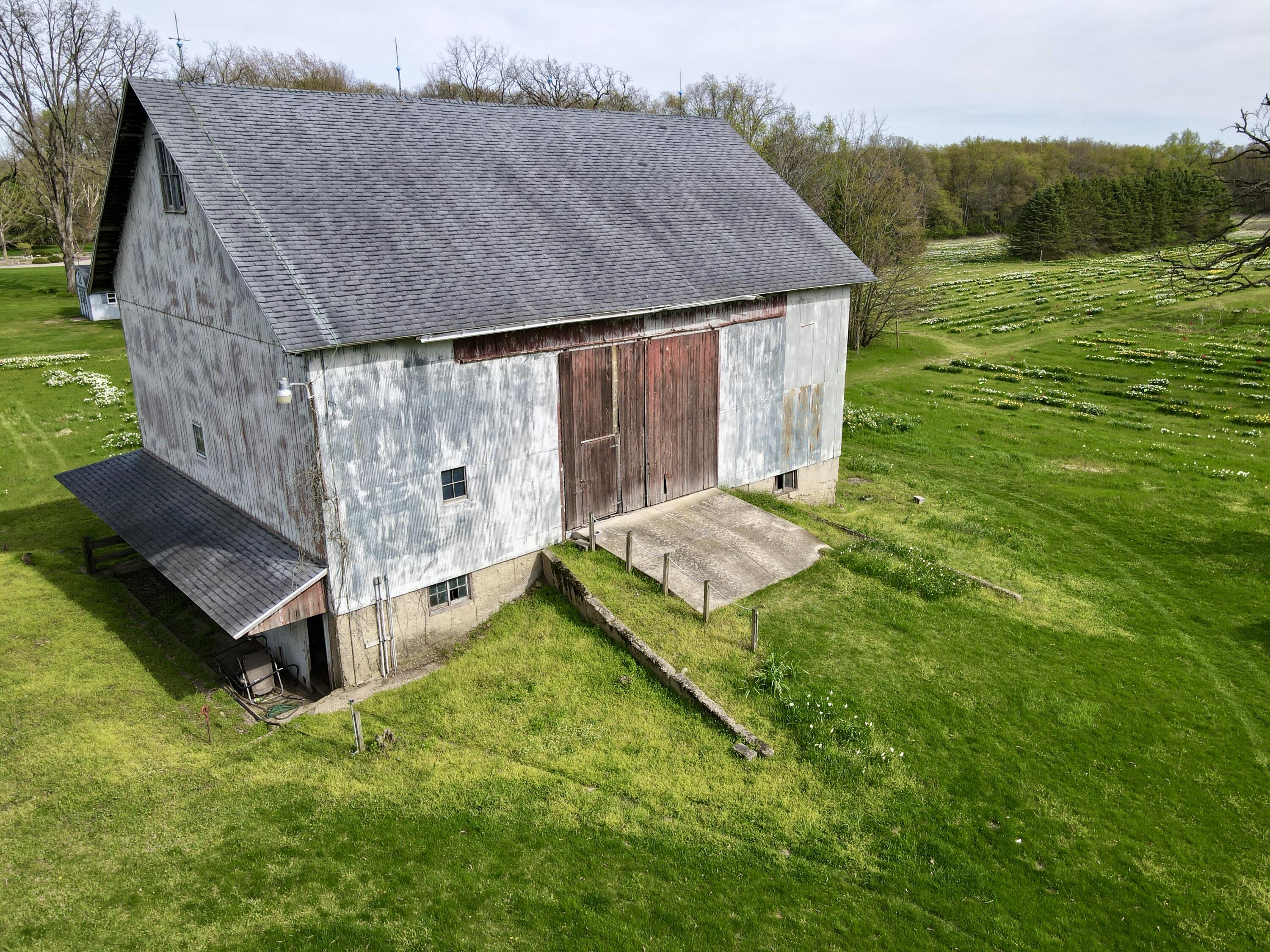 2330 West Bertrand Road Niles, MI 49120 - Photo 18 of 61 dji_fly_20240422_164246_290_171381858759