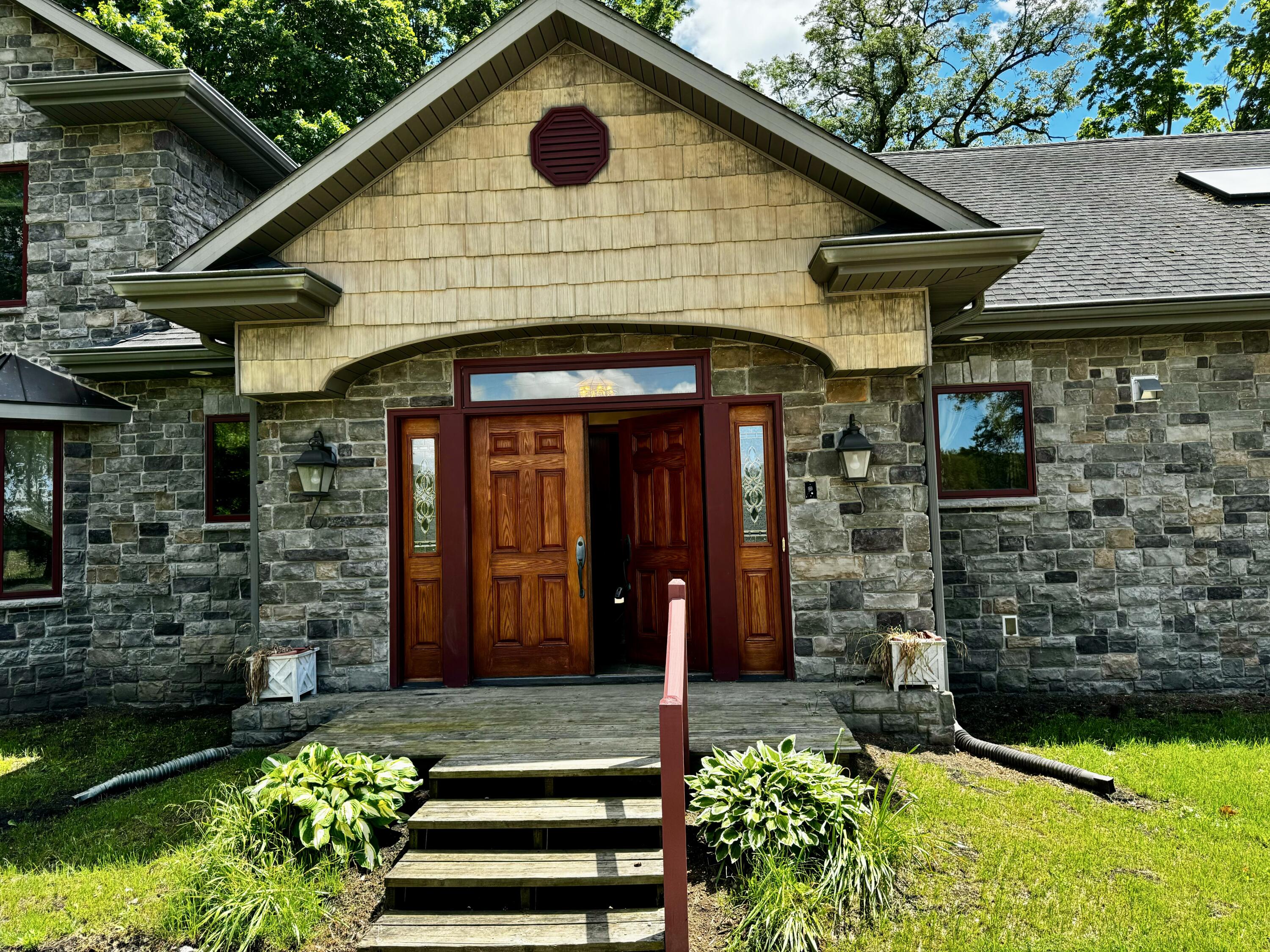 2330 West Bertrand Road Niles, MI 49120 - Photo 4 of 61 IMG_6259