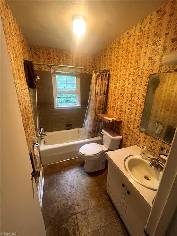 228 Maple Hollow Road Mount Airy, NC 27030 - Photo 11 of 21