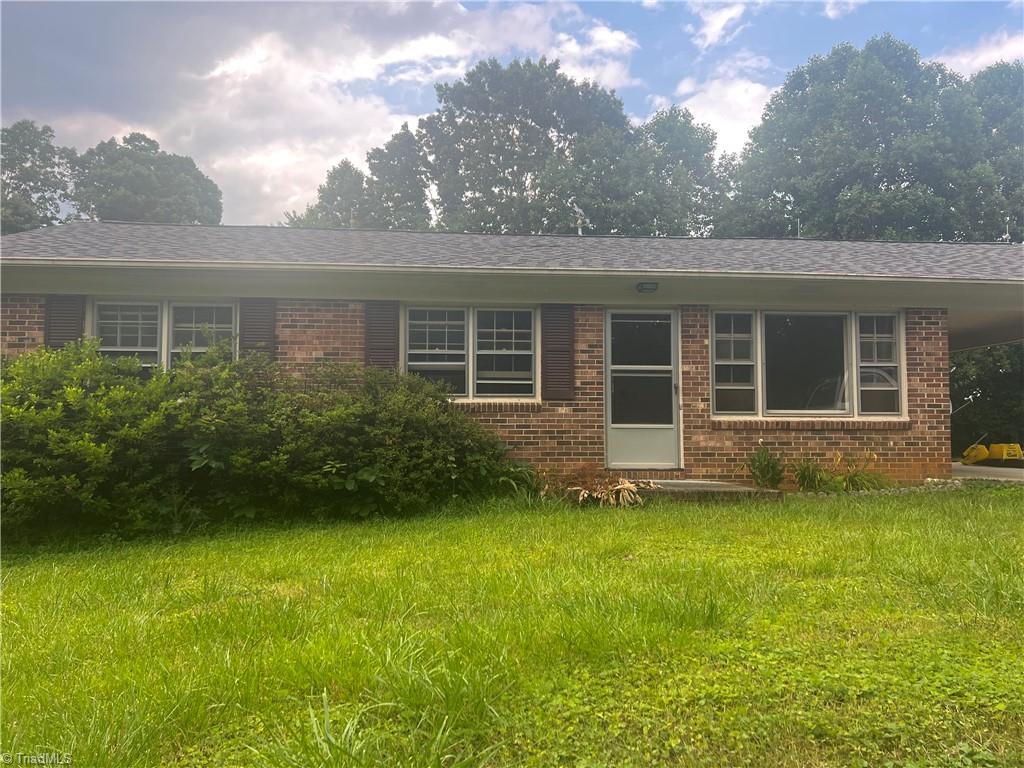 228 Maple Hollow Road Mount Airy, NC 27030 - Photo 6 of 21