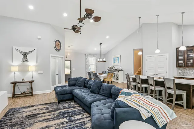 $649,900 | 1469 Sanibel Lane, Gulf Breeze, FL 32563